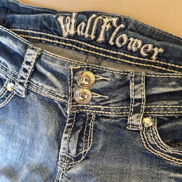 WallFlower Jeans vintage cuff distressed size 7 (A3) - Picture 2 of 7